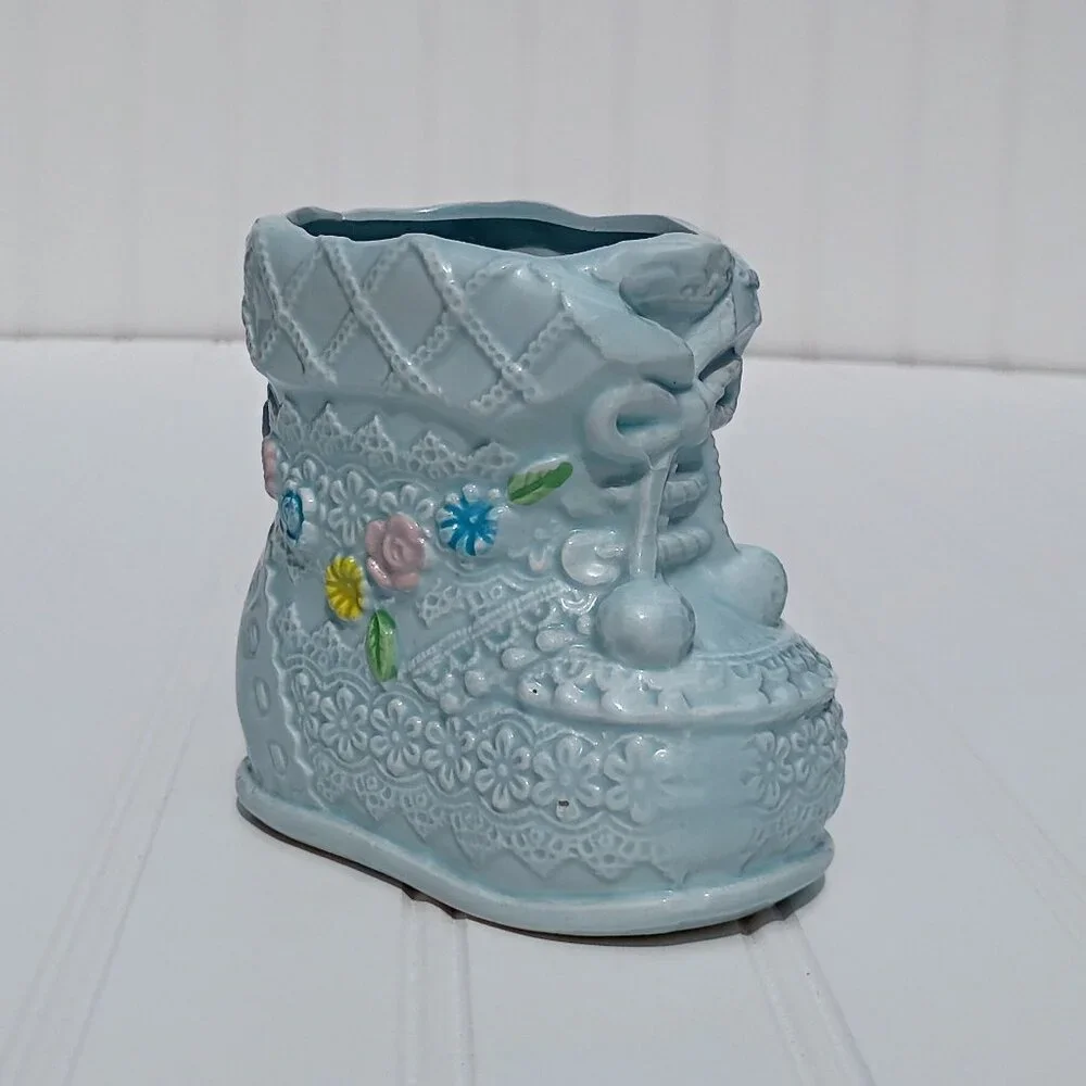 Napco Japan Vintage Baby Bootie Planter Blue Ceramic Laced Flower Mid-Century 4
